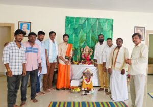 Alt Name: గణేష్ చతుర్థి పూజలు, షాద్‌నగర్, మాజీ ఎమ్మెల్యే