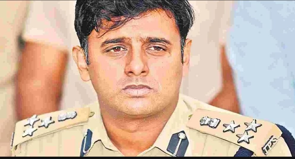 కాదంబరి జెత్వానీ ఫిర్యాదు కేసు హైకోర్టు విచారణ