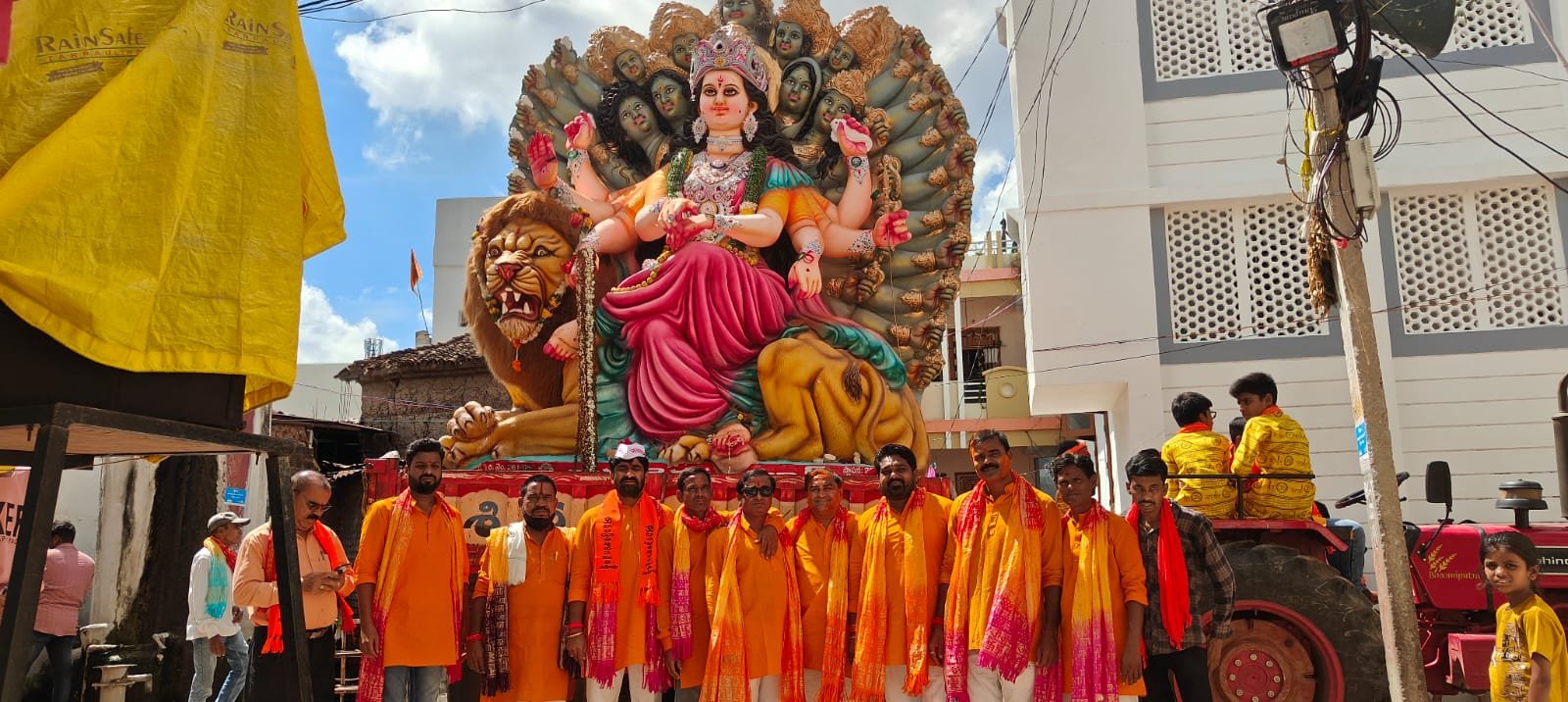 భైంసా దుర్గామాత శోభాయాత్ర ప్రారంభం