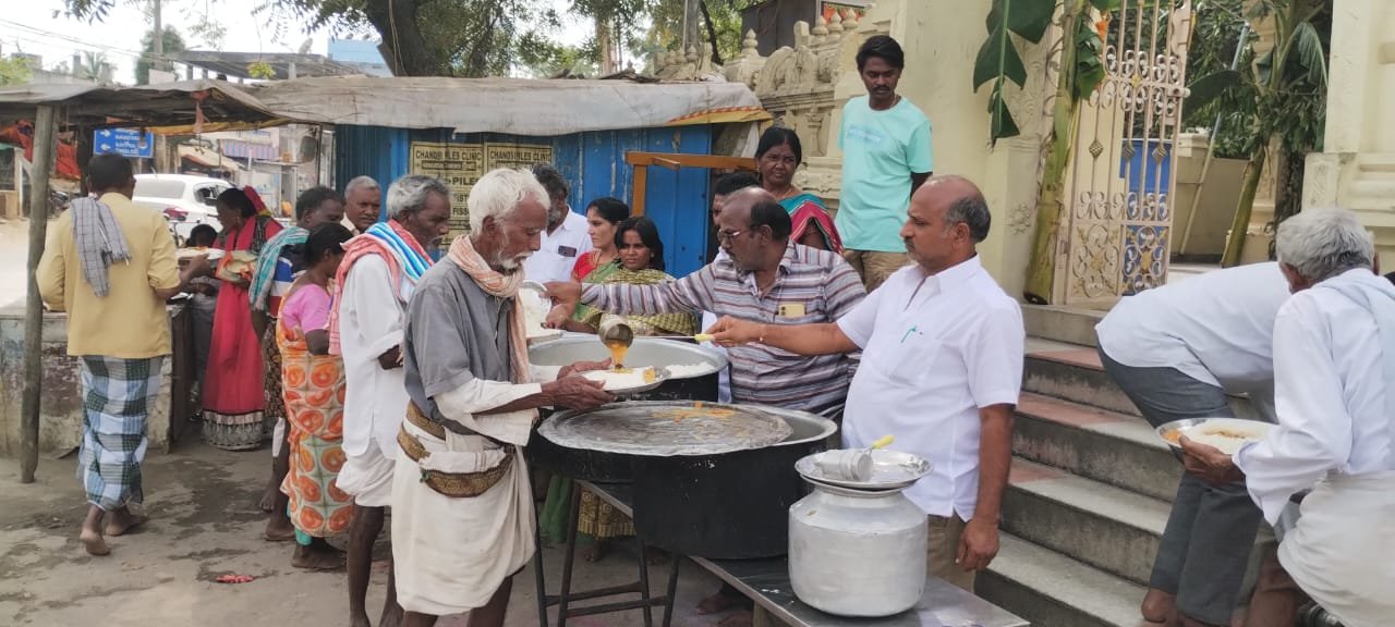 పొదిలి అయ్యప్ప దేవాలయం అన్నదాన కార్యక్రమం