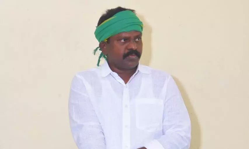 టీడీపీ ఎమ్మెల్యే కోలికపూడి శ్రీనివాసరావు వేధింపులకు ఇద్దరు మహిళలు ఆత్మహత్యాయత్నం!