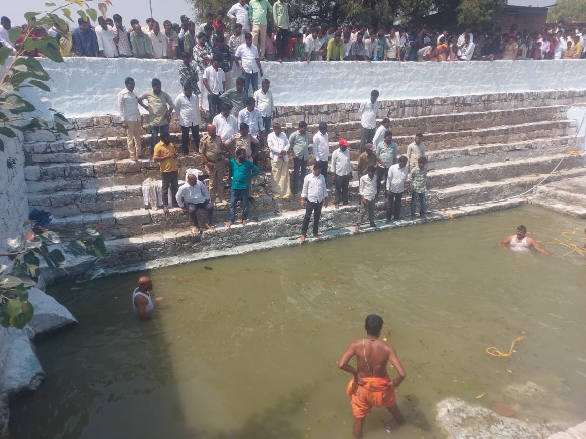 గుండాల కోనేరులో విద్యార్థి మృతి