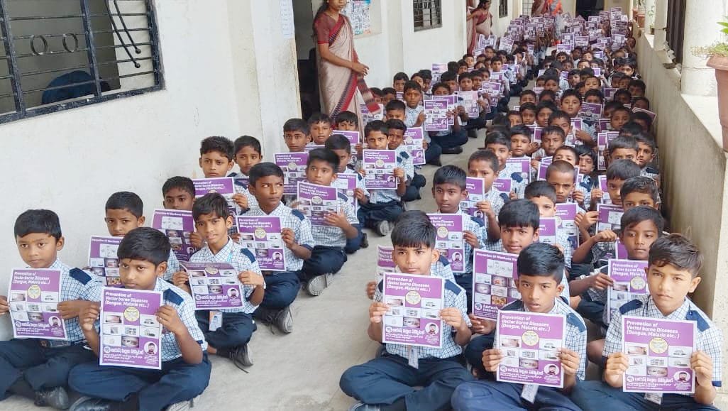 సీజనల్ వ్యాధుల పట్ల అప్రమత్తంగా ఉండండి

ప్రముఖ పిల్లల వైద్యులు డాక్టర్. బందెల నరేష్