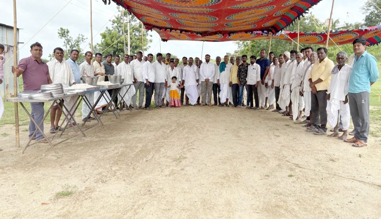 జఠశంకర ఆలయంలో అన్నదాన కార్యక్రమం
