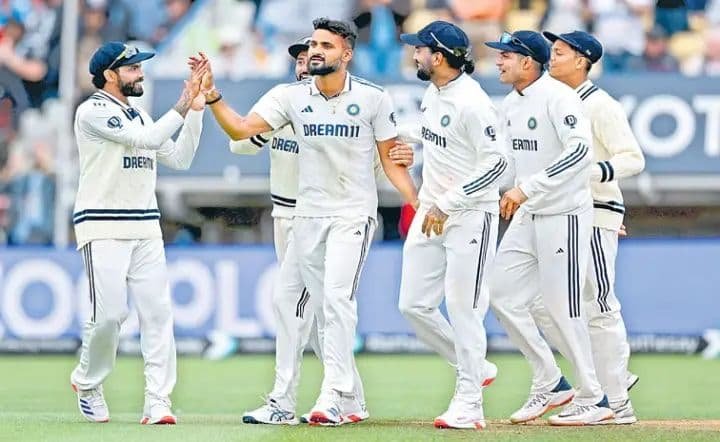 ఆకాశ'మంత ఆనందం...!!