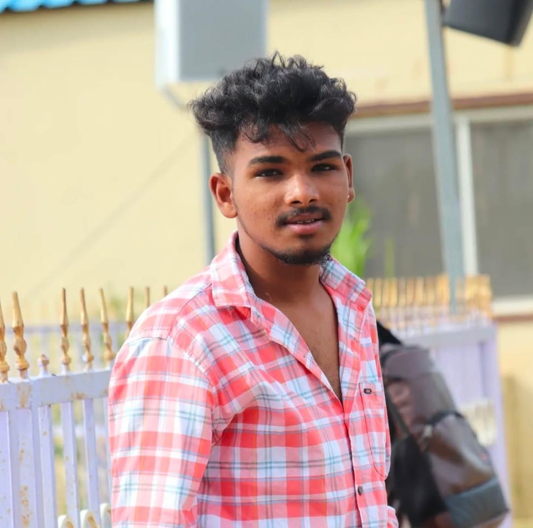 ప్రేమ వ్యవహారం.. పురుగు మందు తాగి యువకుడి ఆత్మహత్య