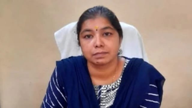 రూ.2 లక్షల లంచం డిమాండ్ చేసిన డిప్యూటీ తహశీల్దార్‌పై ACB కేసు